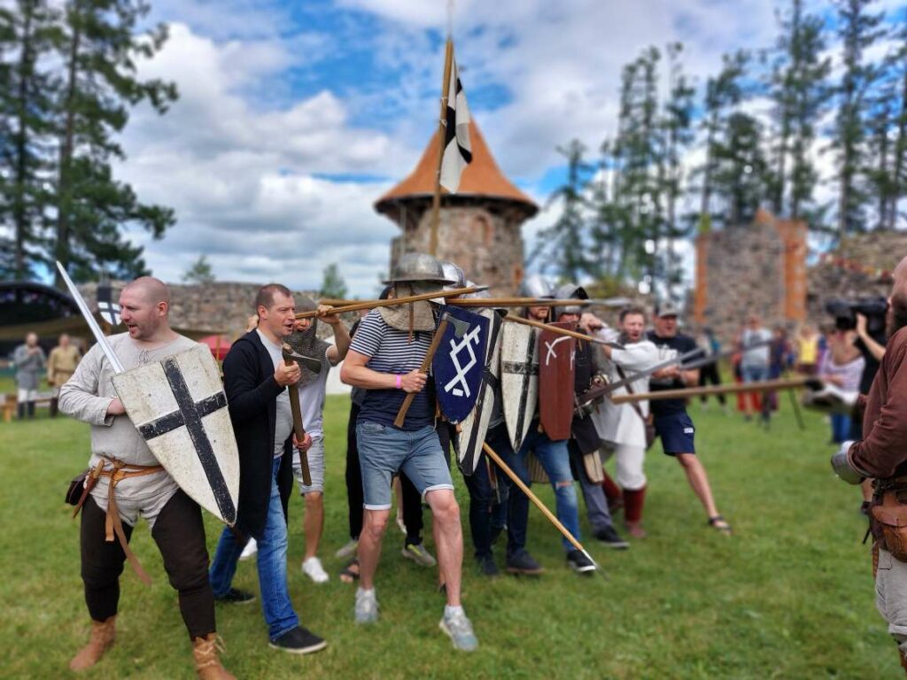 Aluksniesiem.lv raksta attēla aizvietotājs