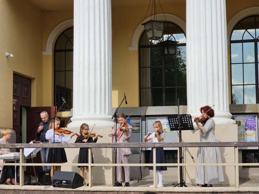 Aluksniesiem.lv raksta attēla aizvietotājs