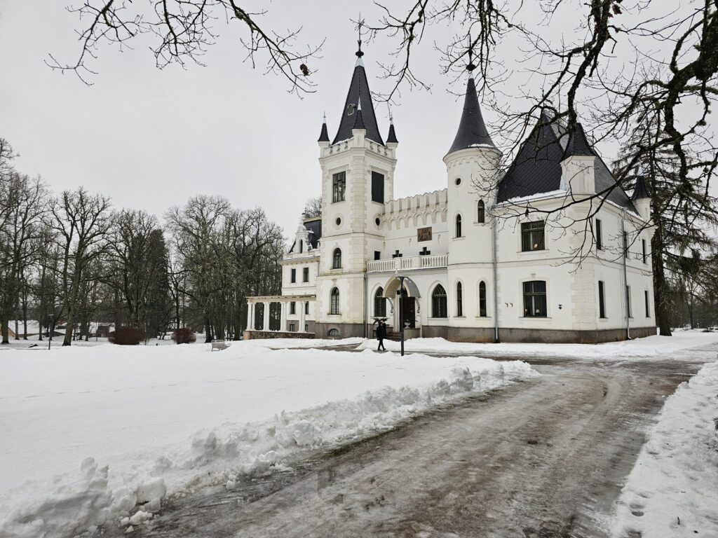 Aluksniesiem.lv raksta attēla aizvietotājs