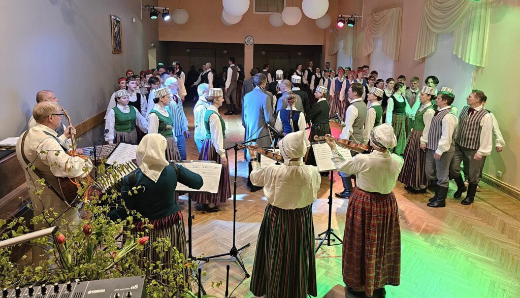 Aluksniesiem.lv raksta attēla aizvietotājs