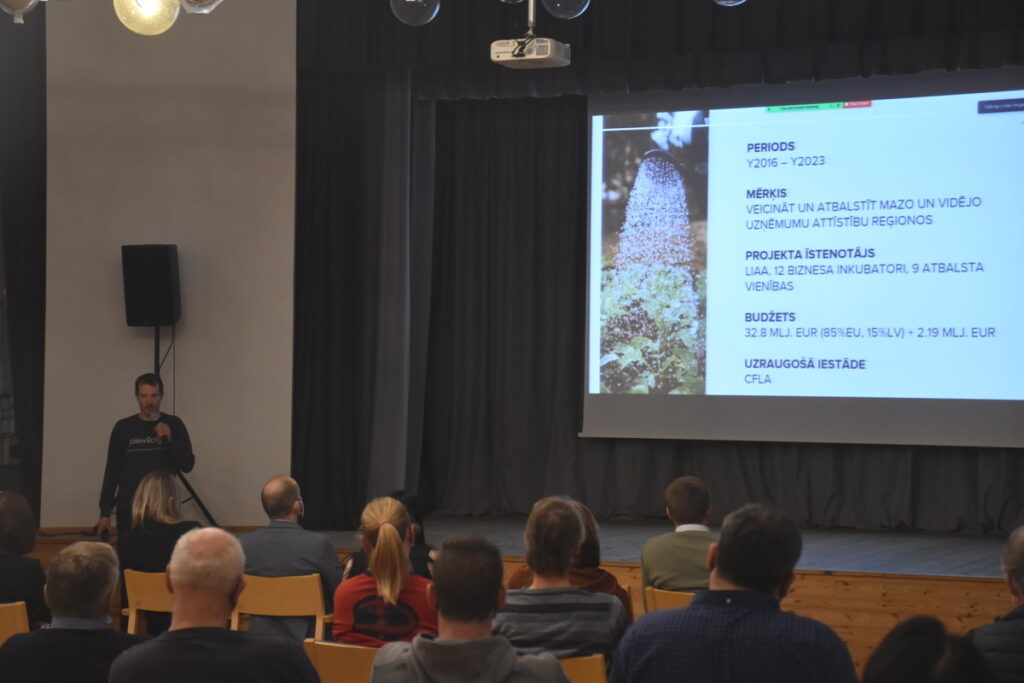 Autors: Foto: No 'Facebook'