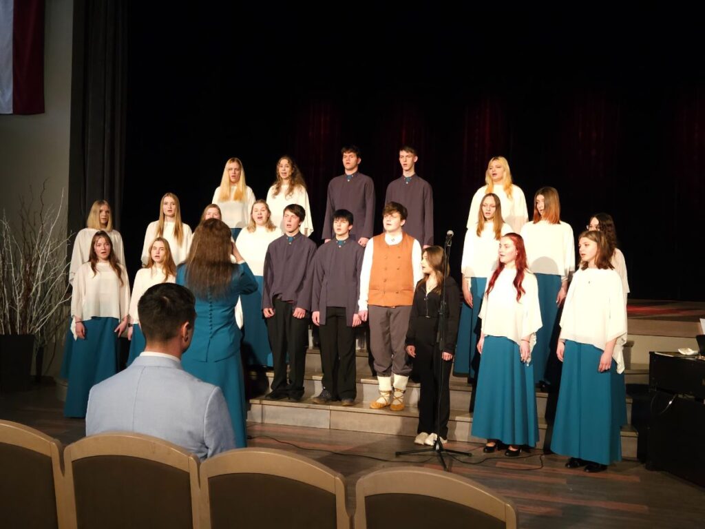 Aluksniesiem.lv raksta attēla aizvietotājs