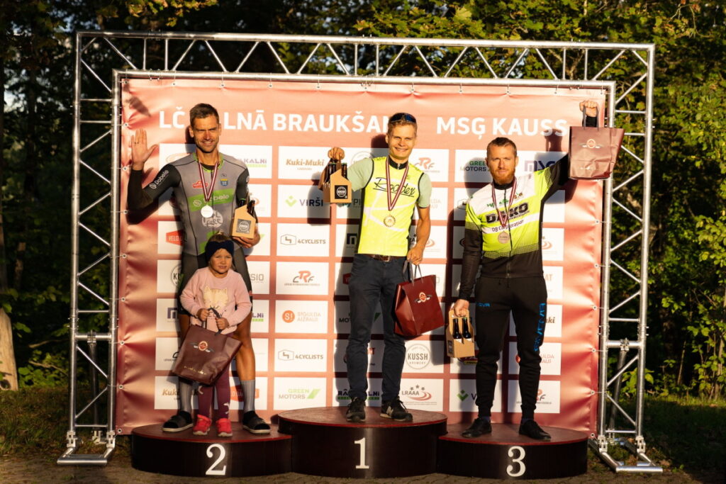 Autors: Foto: No 'Facebook'