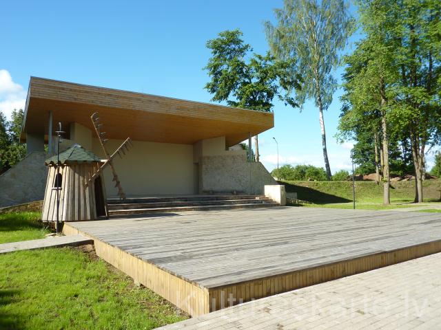 Aluksniesiem.lv raksta attēla aizvietotājs