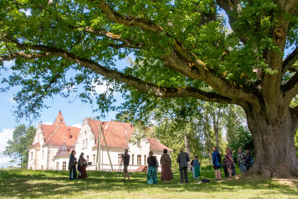 Aluksniesiem.lv raksta attēla aizvietotājs