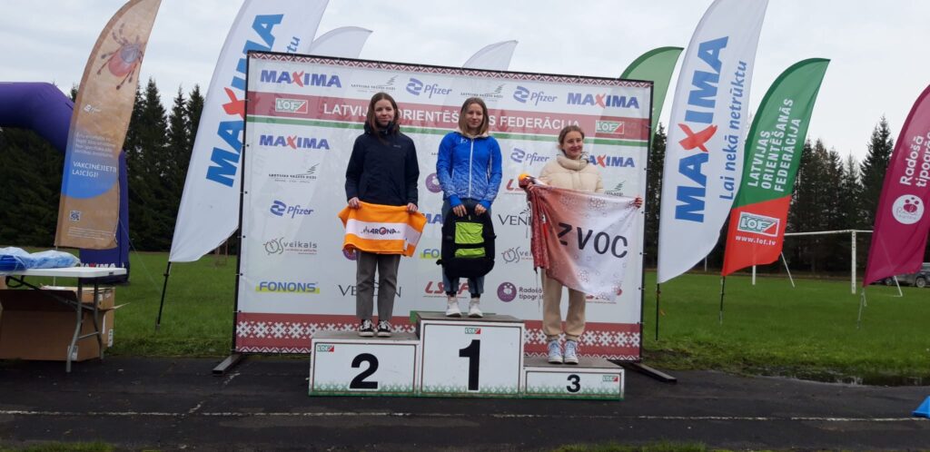 Autors: Foto: Ojārs Millers. Aronas kausa apbalvošanas foto Māris Stabiņš. 