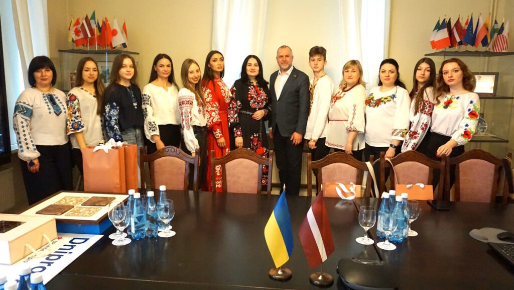 Aluksniesiem.lv raksta attēla aizvietotājs