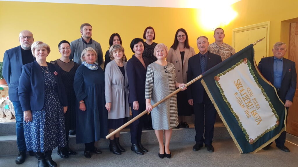 Aluksniesiem.lv raksta attēla aizvietotājs