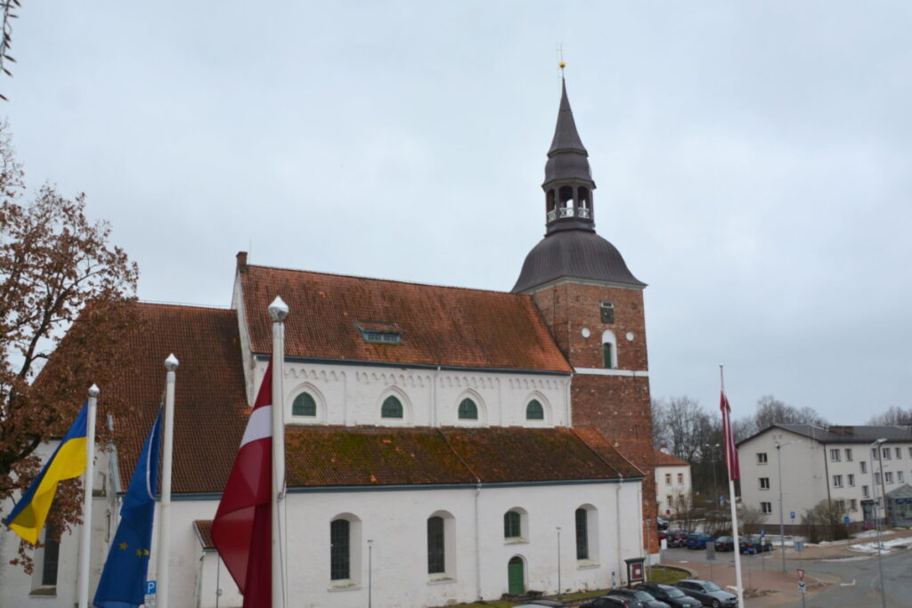 Aluksniesiem.lv raksta attēla aizvietotājs