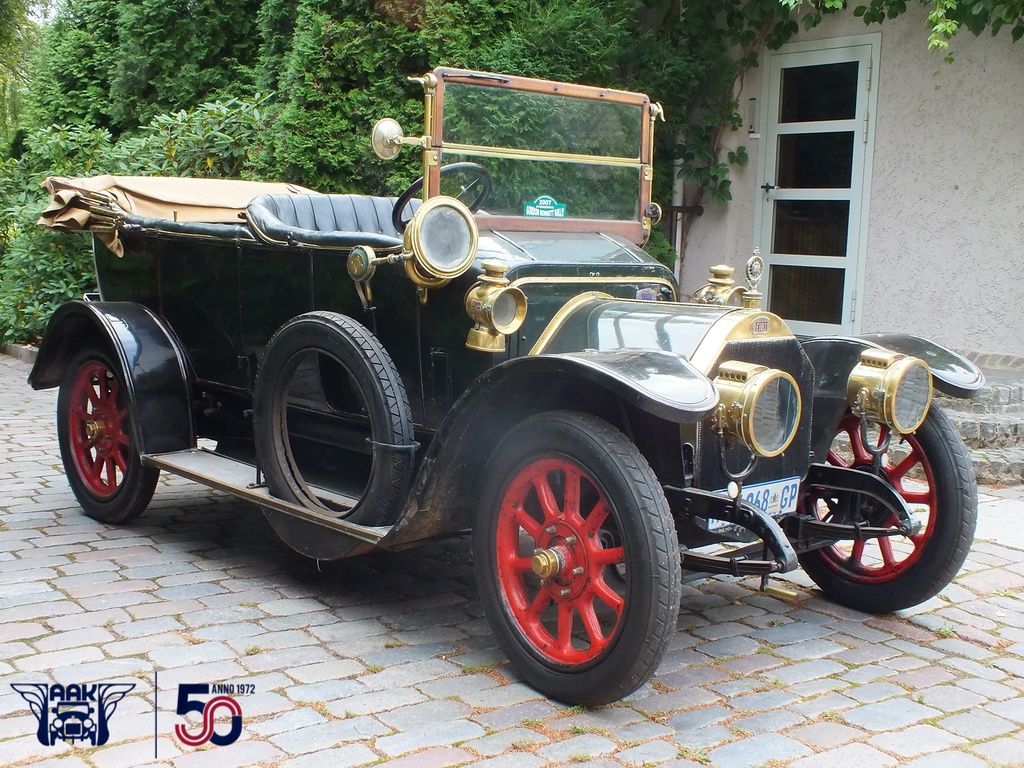 Autors: Foto: Latvijas Antīko automobiļu klubs