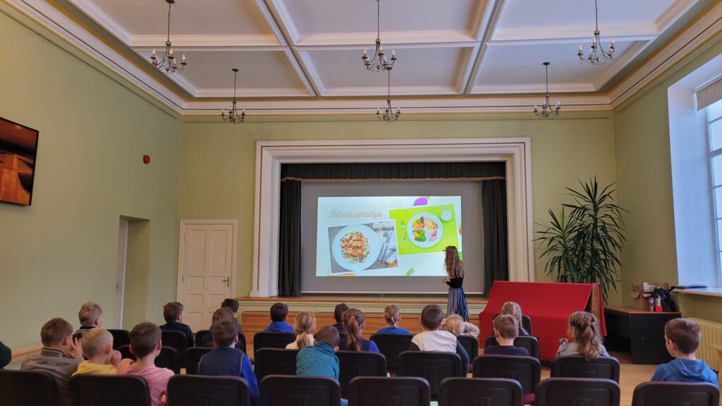 Aluksniesiem.lv raksta attēla aizvietotājs