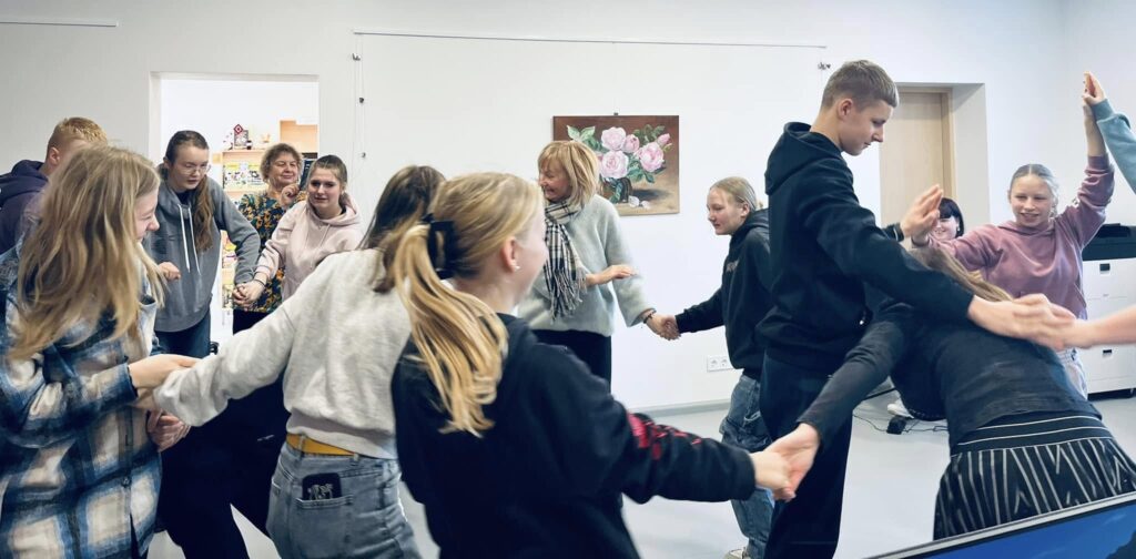 Aluksniesiem.lv raksta attēla aizvietotājs