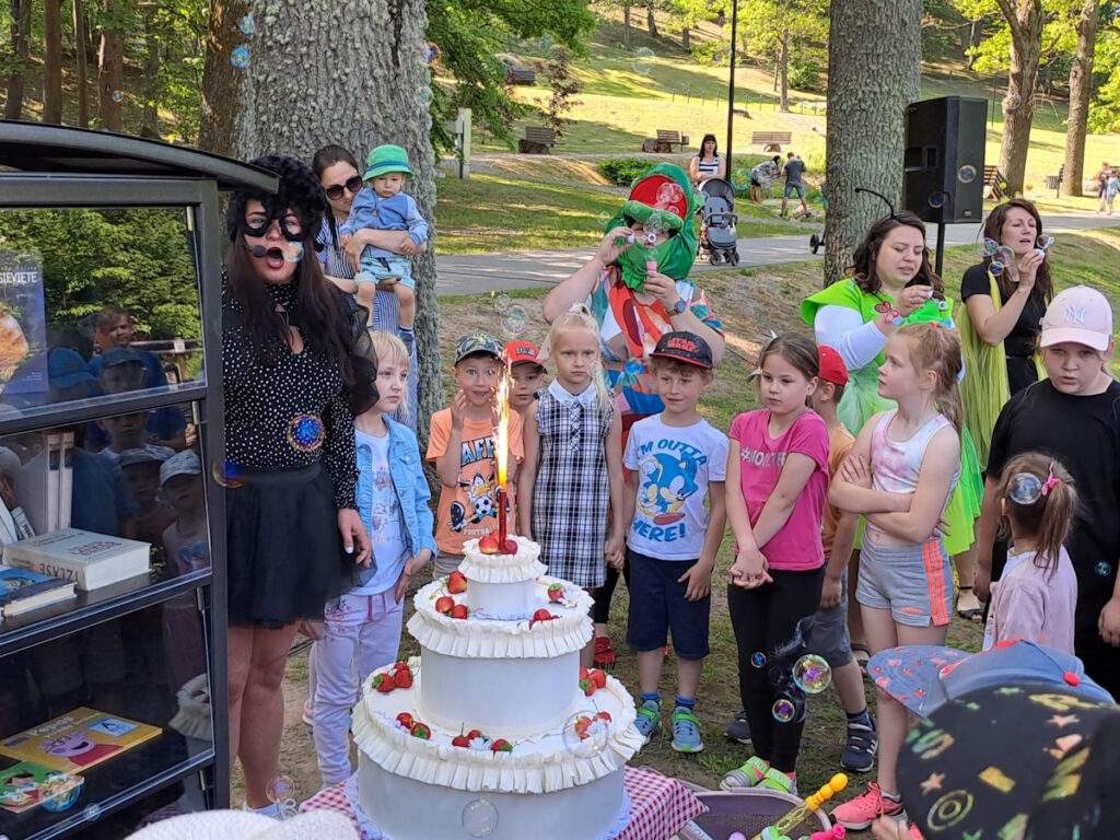 Aluksniesiem.lv raksta attēla aizvietotājs