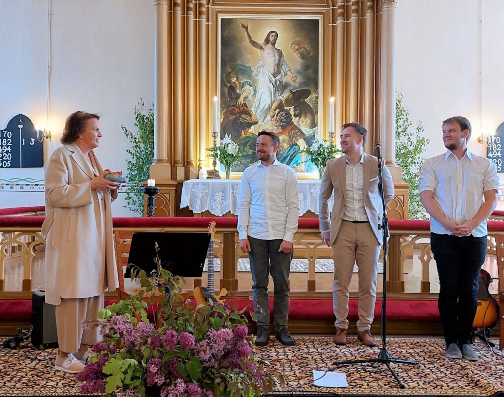 Aluksniesiem.lv raksta attēla aizvietotājs