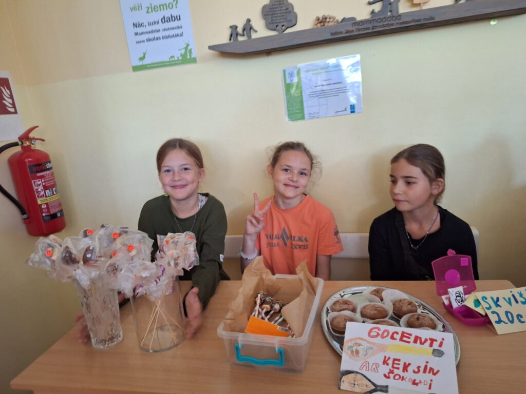 Miķeļdienas tirdziņš ir brīnišķīga iespēja, kā bērns var mācīties spert pirmos soļus ražošanā, pārdošanā, uzņēmējdarbībā un ideju ģenerēšanā.