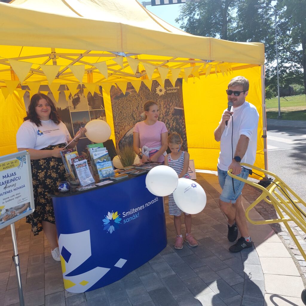 Smiltenes pilsētas svētku laikā “Satiec Smilteni!”.
Autors: FOTO: ILZE FEDOTOVA