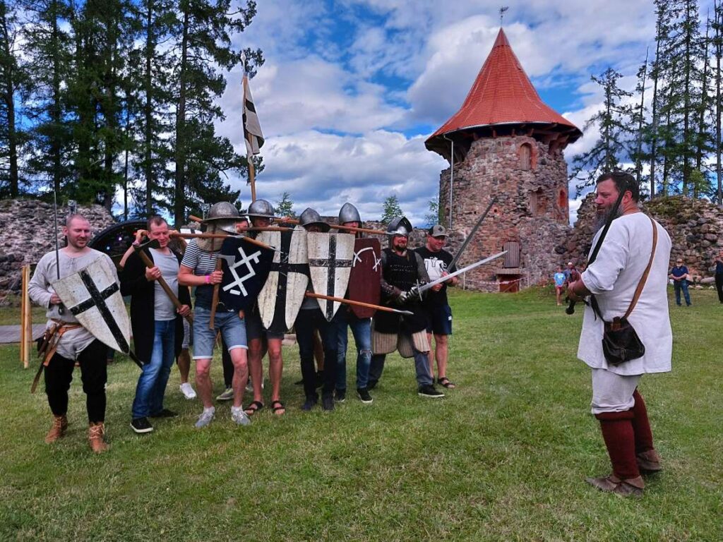 Aluksniesiem.lv raksta attēla aizvietotājs