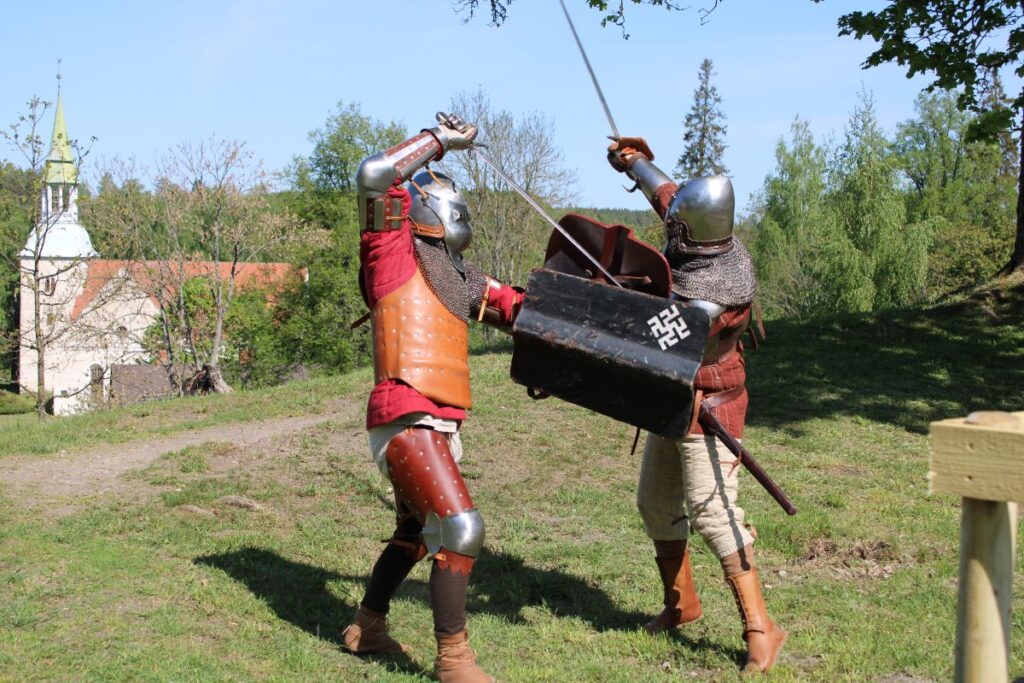 Aluksniesiem.lv raksta attēla aizvietotājs