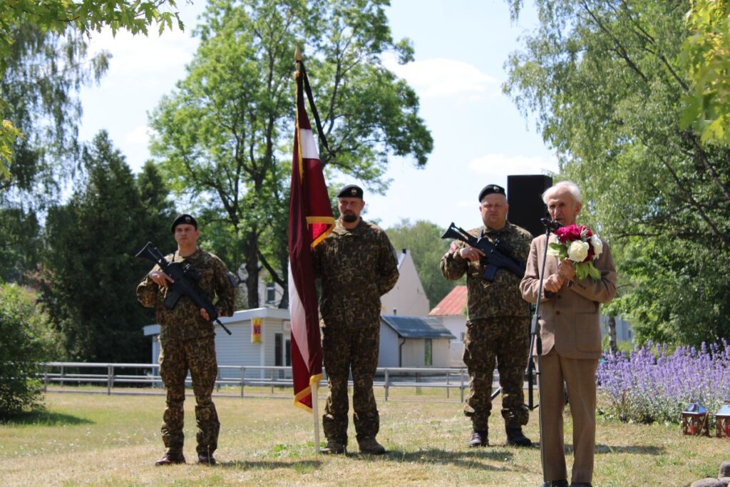Aluksniesiem.lv raksta attēla aizvietotājs