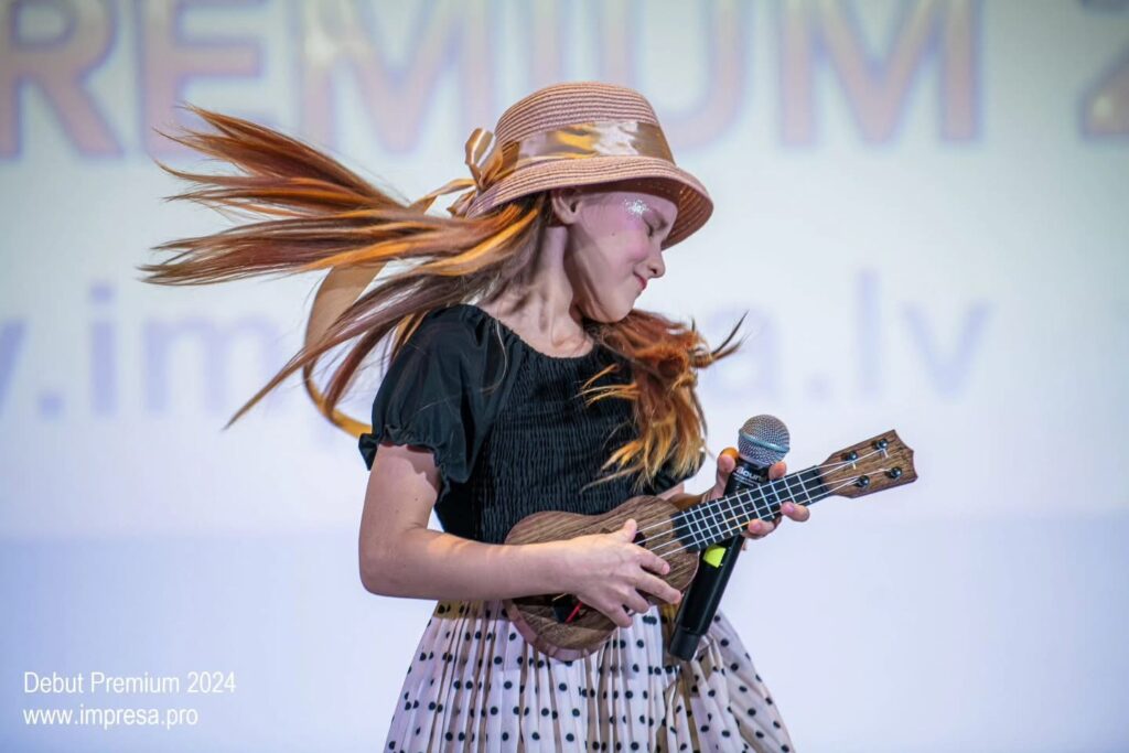 JOY soliste - Milana Akimova