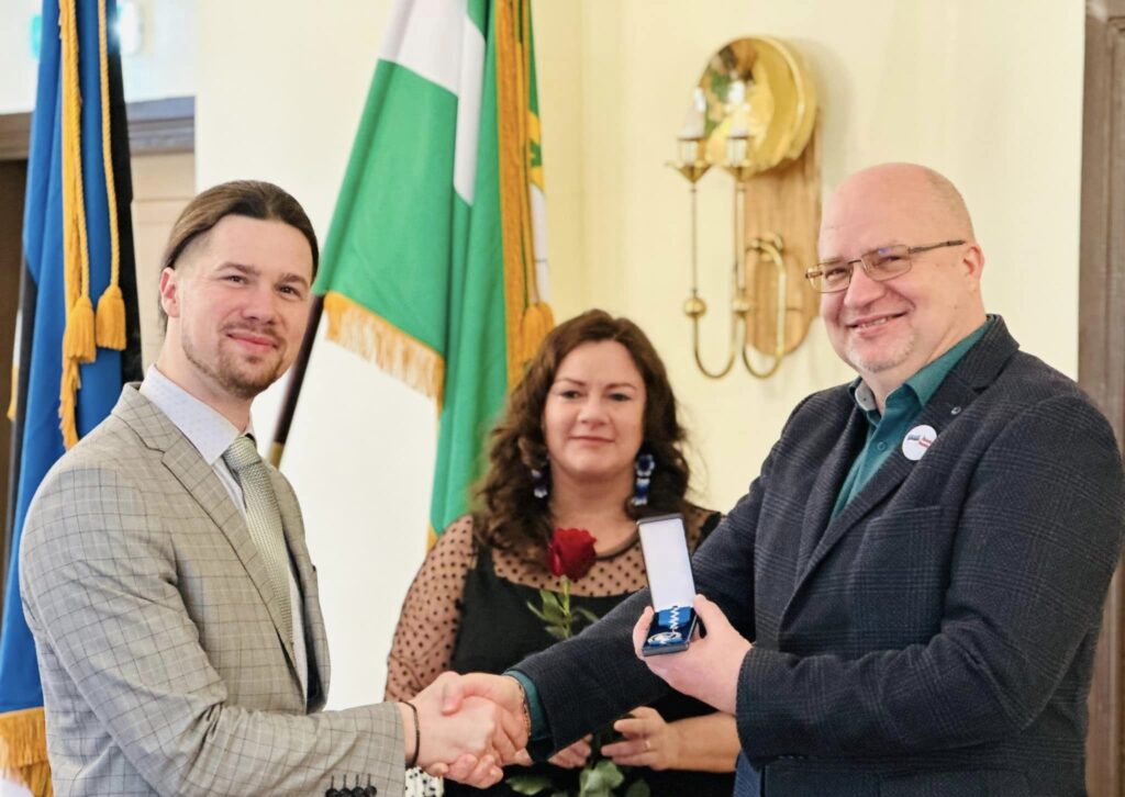 Aluksniesiem.lv raksta attēla aizvietotājs