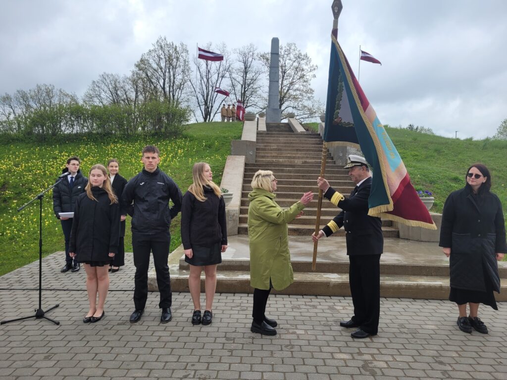 Aluksniesiem.lv raksta attēla aizvietotājs