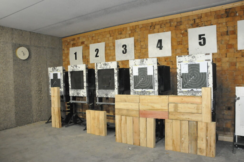 Šautuvē ir pieejamie dažādi mērķi, tostarp arī kustīgie.
Autors: Foto: Inga Karpova