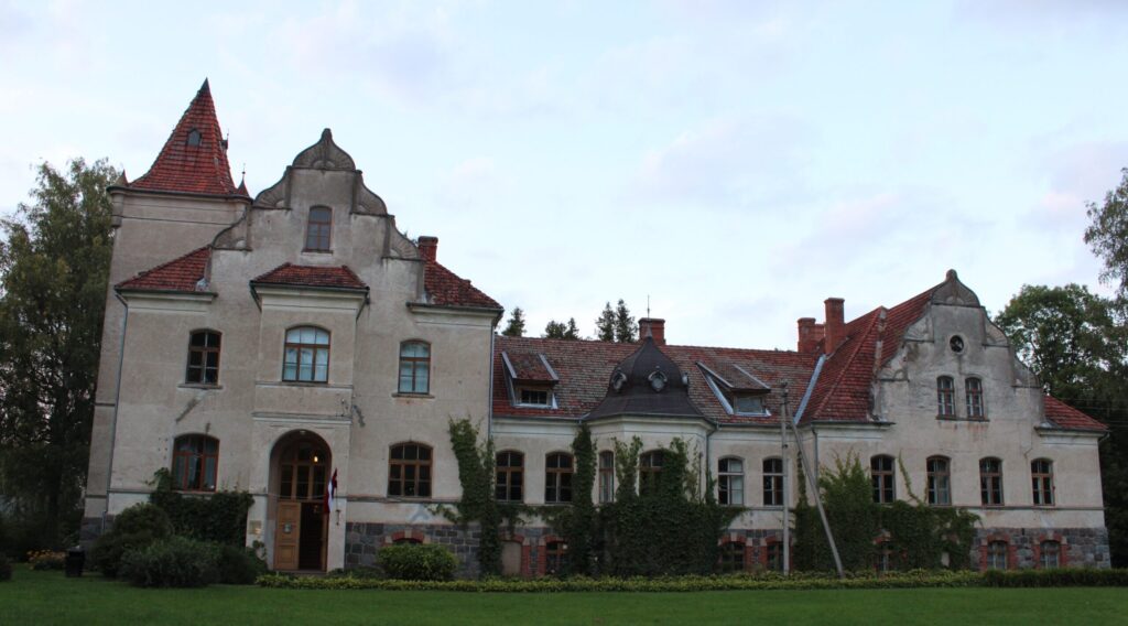 Aluksniesiem.lv raksta attēla aizvietotājs