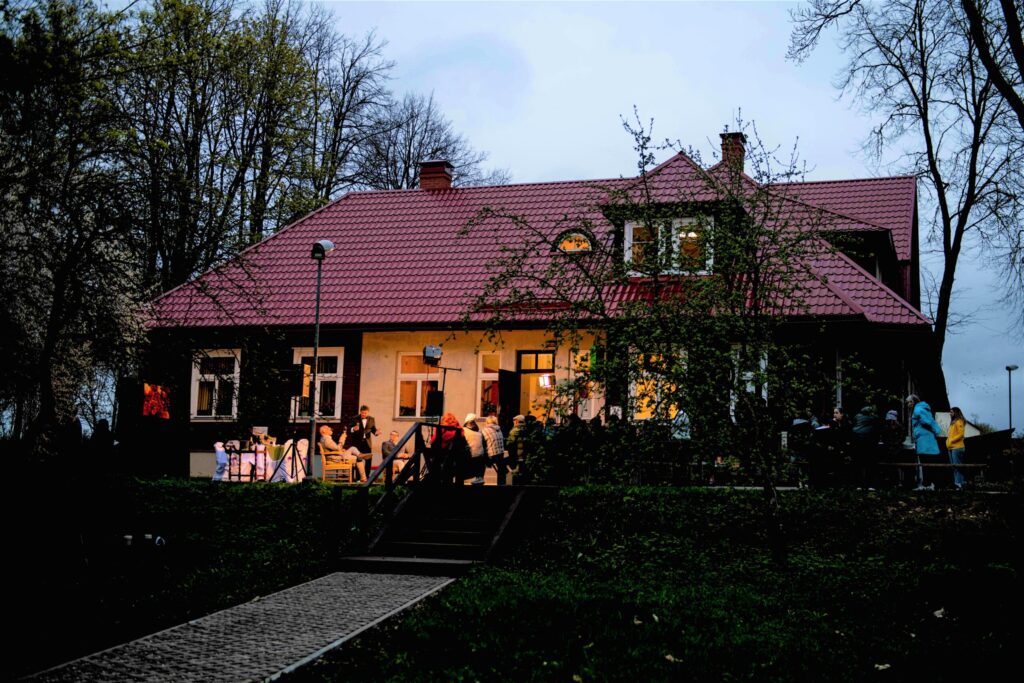 Aluksniesiem.lv raksta attēla aizvietotājs