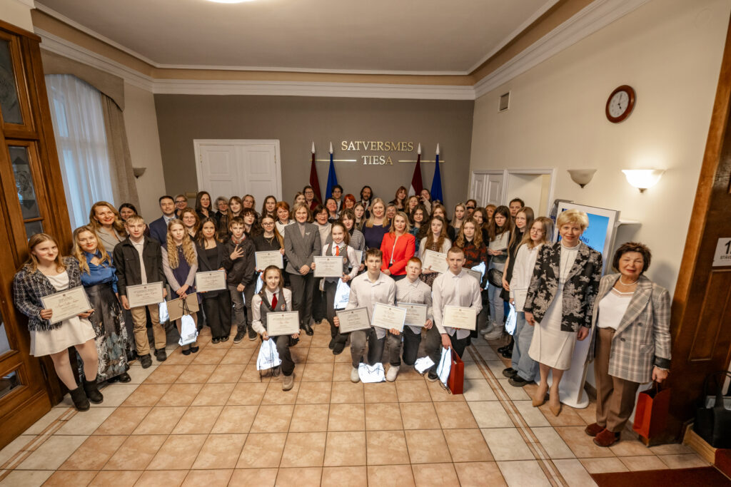 Aluksniesiem.lv raksta attēla aizvietotājs