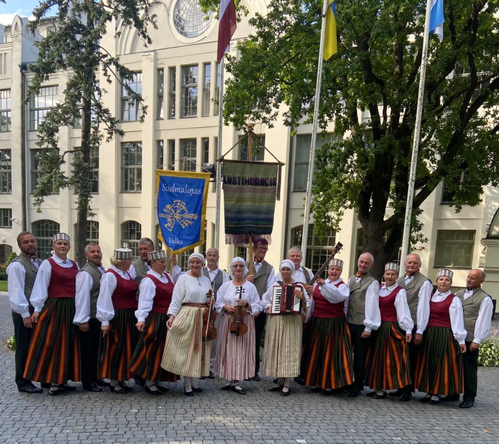 Aluksniesiem.lv raksta attēla aizvietotājs