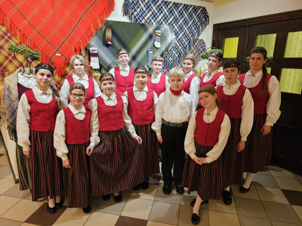 Aluksniesiem.lv raksta attēla aizvietotājs