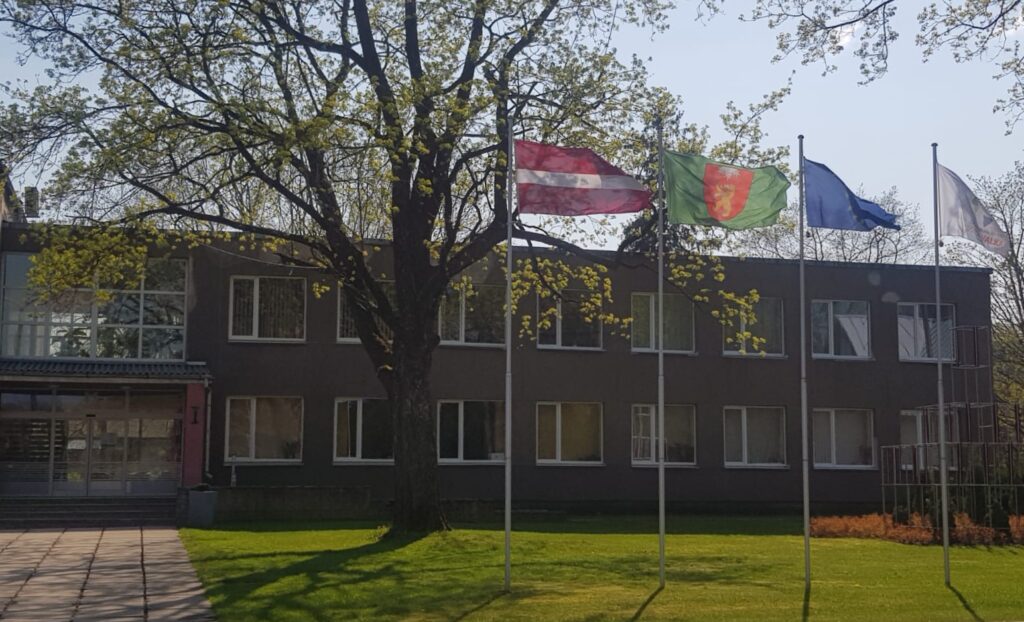 Aluksniesiem.lv raksta attēla aizvietotājs