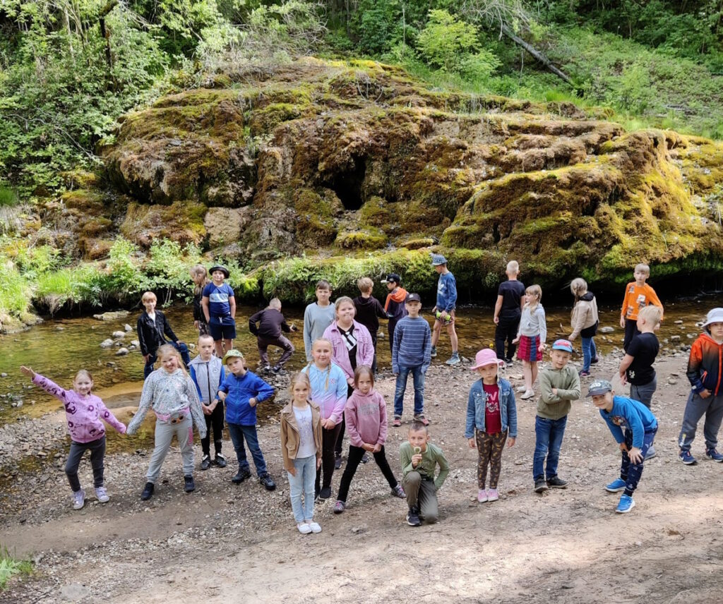 Aluksniesiem.lv raksta attēla aizvietotājs