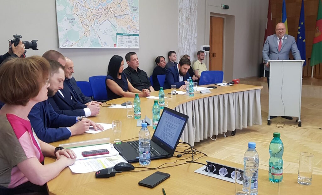 Aluksniesiem.lv raksta attēla aizvietotājs