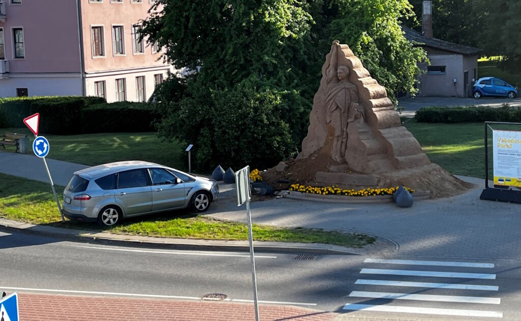 Aluksniesiem.lv raksta attēla aizvietotājs