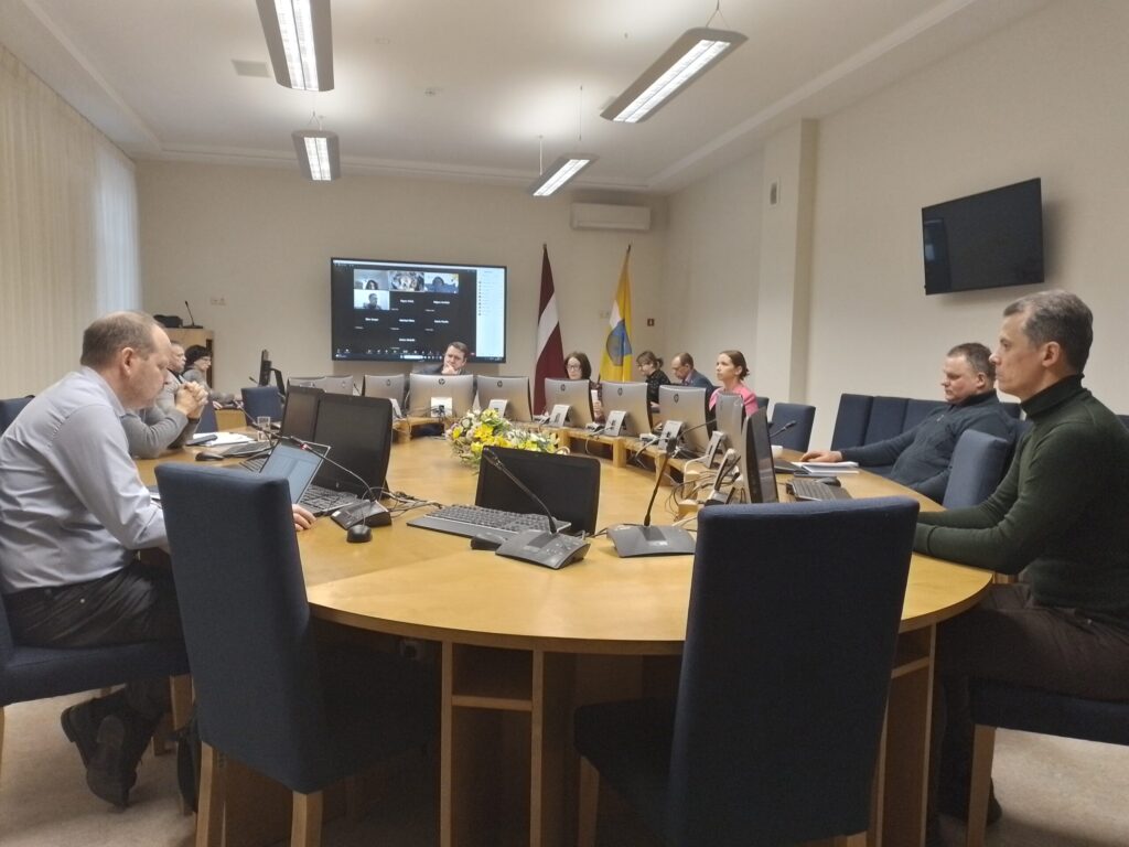 Aluksniesiem.lv raksta attēla aizvietotājs