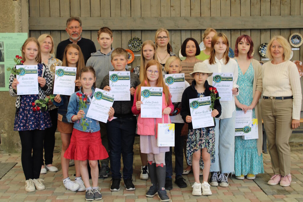 Aluksniesiem.lv raksta attēla aizvietotājs