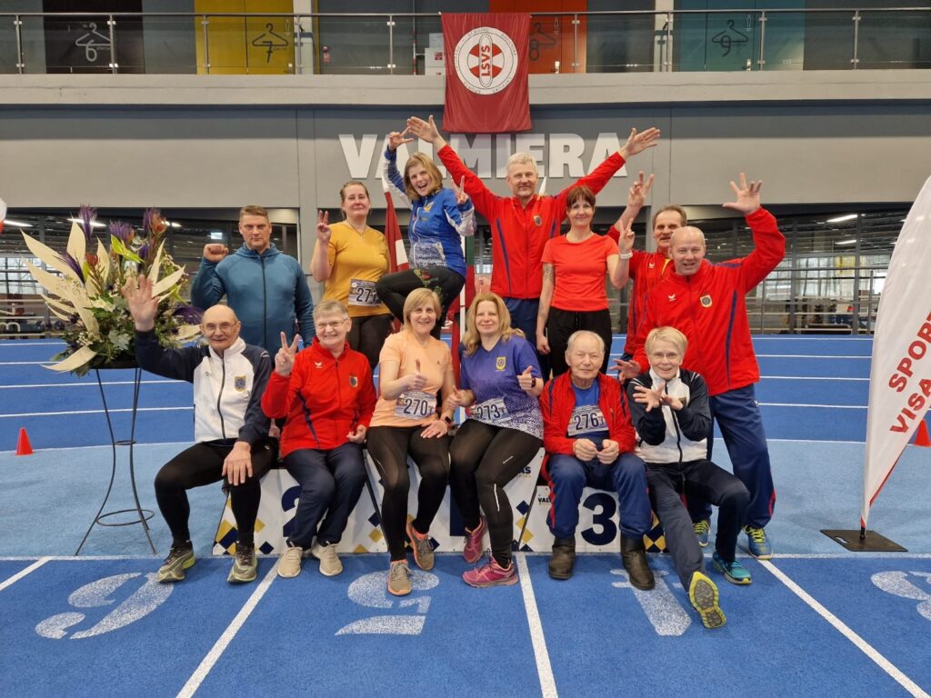 No 2009. gada Kitija Klempnere (1. rindā otrā no kreisās) organizē Smiltenes novada sporta veterānu vieglatlētikas komandas līdzdalību veterānu ziemas un vasaras Latvijas sporta spēlēs, Latvijas un Baltijas čempionātos (attēlā – ar veterānu komandu).
