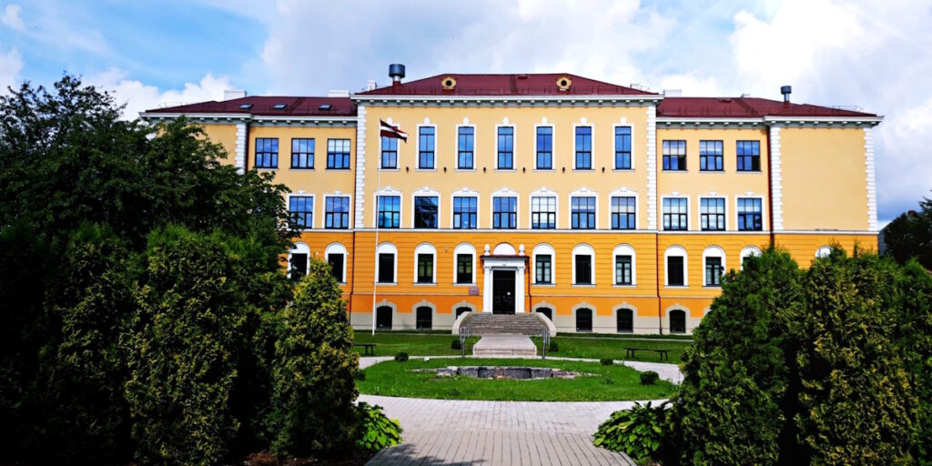 Aluksniesiem.lv raksta attēla aizvietotājs