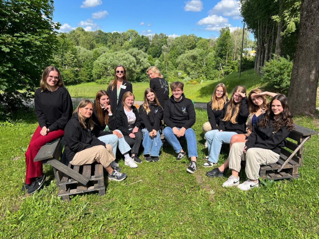 Aluksniesiem.lv raksta attēla aizvietotājs