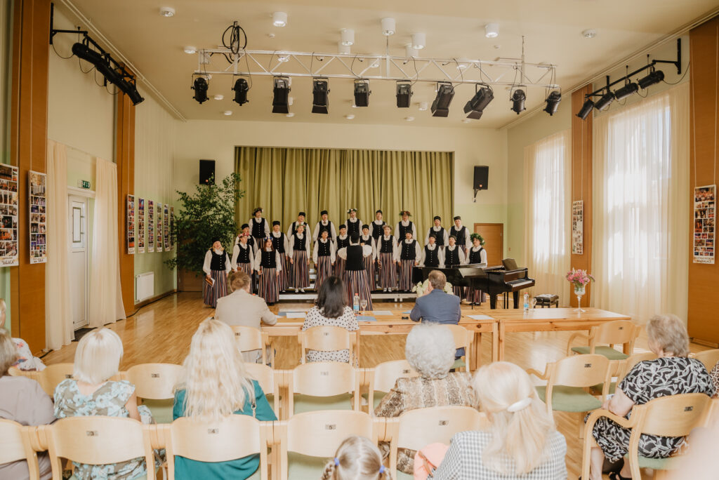 Aluksniesiem.lv raksta attēla aizvietotājs