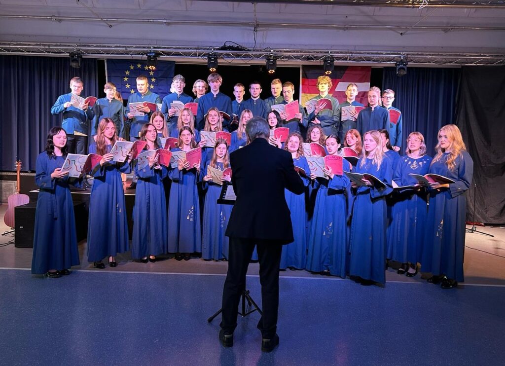 Aluksniesiem.lv raksta attēla aizvietotājs