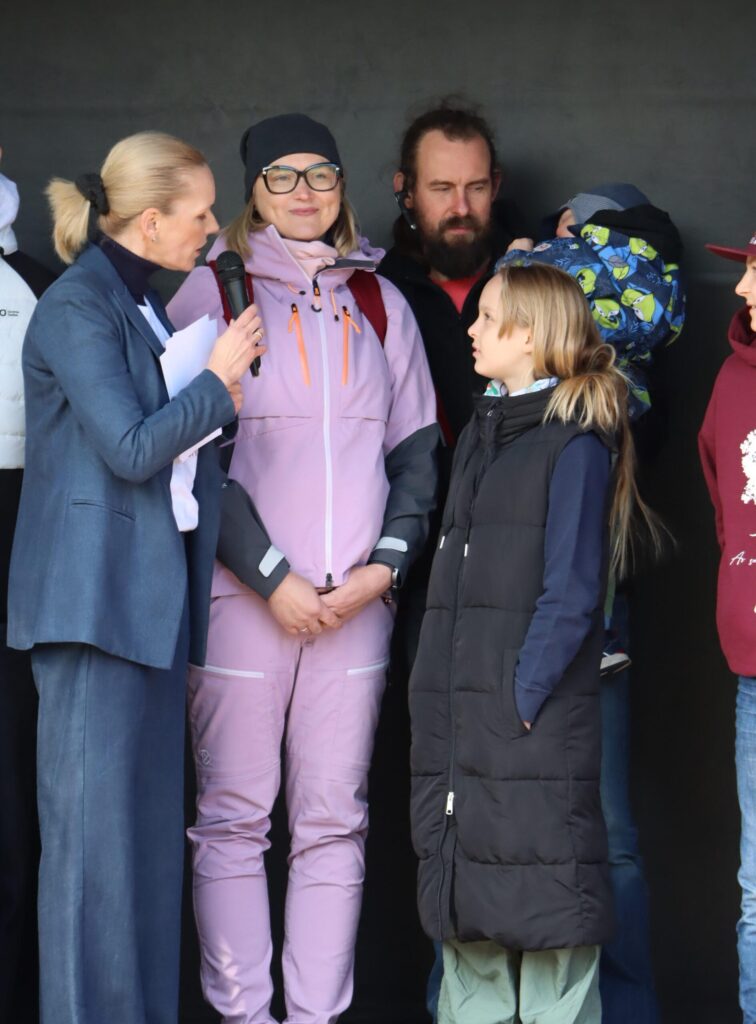 1. maijā Tarasu ģimene piedalījās Daudzbērnu ģimeņu dienas pasākumā, kas norisinājās Rīgas Zooloģiskajā dārzā. Par ģimenes vērtībām ar Tarasu ģimeni sarunājas pasākuma organizatore Latvijas Daudzbērnu ģimeņu apvienības valdes priekšsēdētāja Elīna Treija.