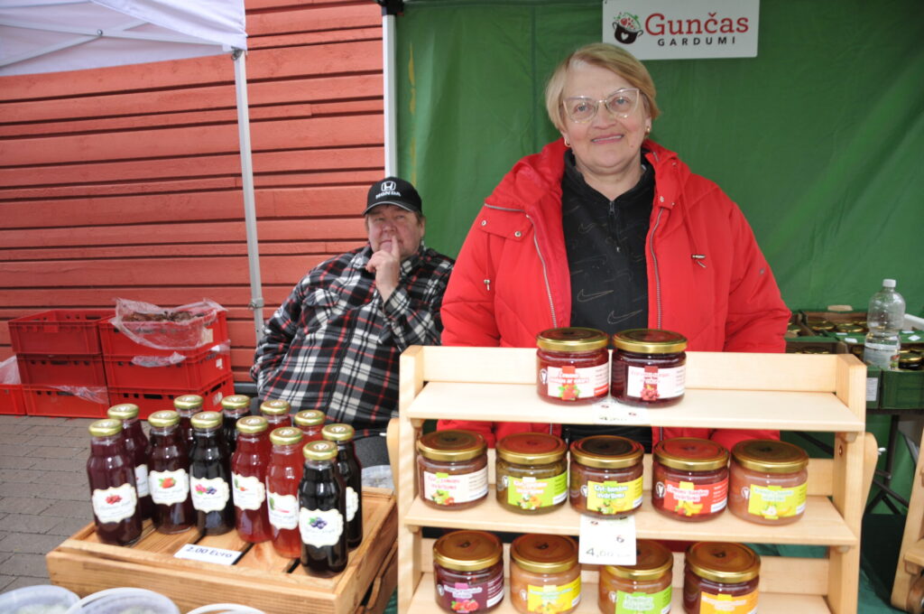 Valmieriete, zīmola “Gunčas gardumi” pārstāve Agita Šamsele robežtirgū piedalījās pirmo reizi.