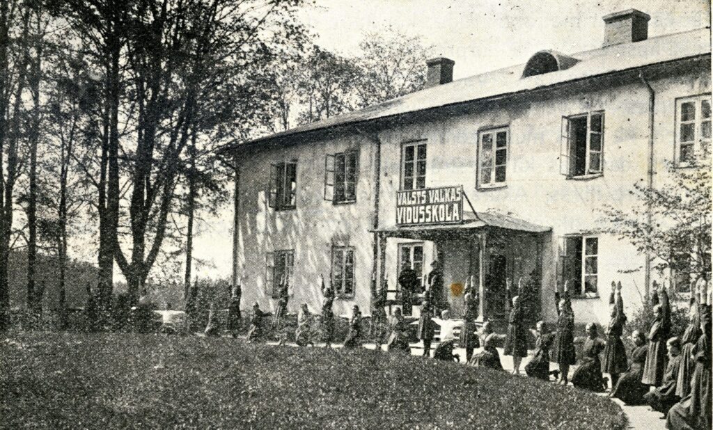 Aluksniesiem.lv raksta attēla aizvietotājs