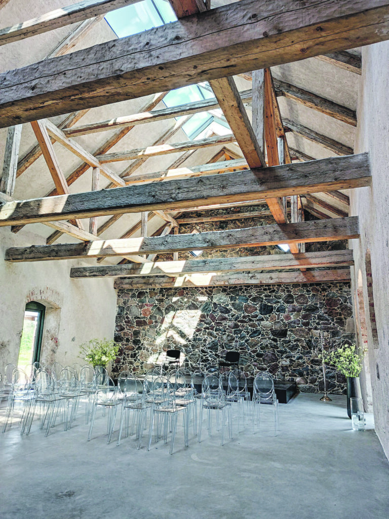 2024. GADA lielākais rekonstrukcijas projekts ir paredzēts zirgu stallim, lai to pārvērstu par multifunkcionālu telpu radošiem pasākumiem, saglabājot un akcentējot tā vēsturisko izskatu.