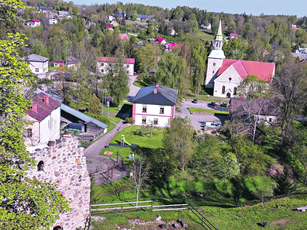 Skats uz Raunu no skatu torņa.