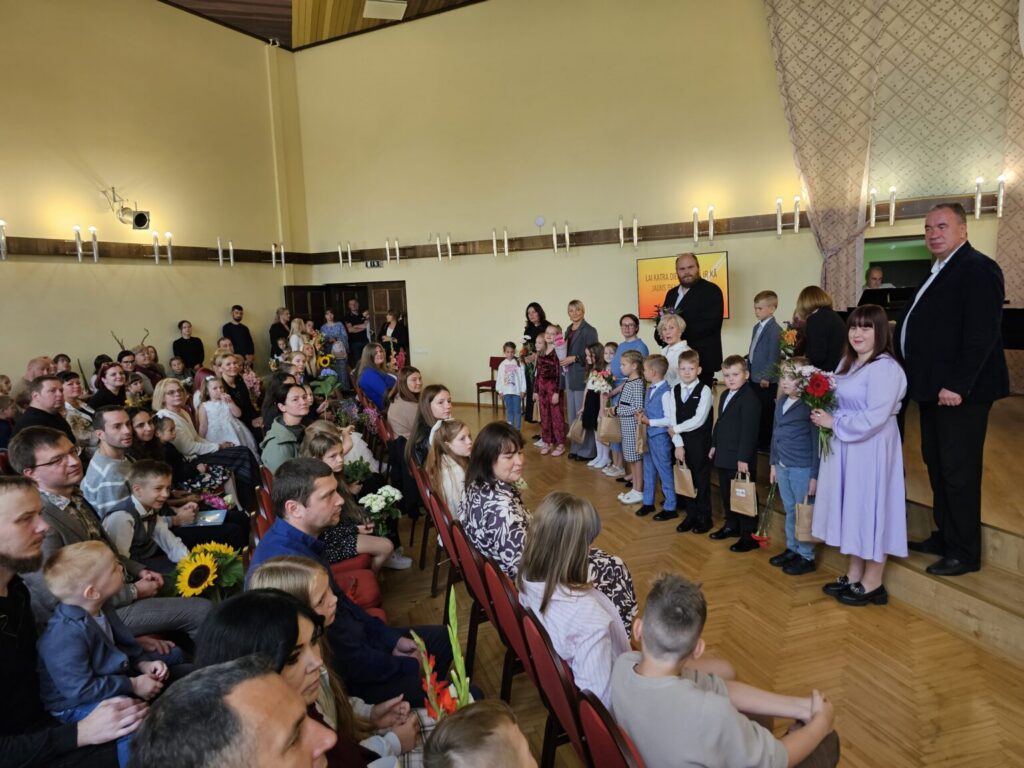 Aluksniesiem.lv raksta attēla aizvietotājs