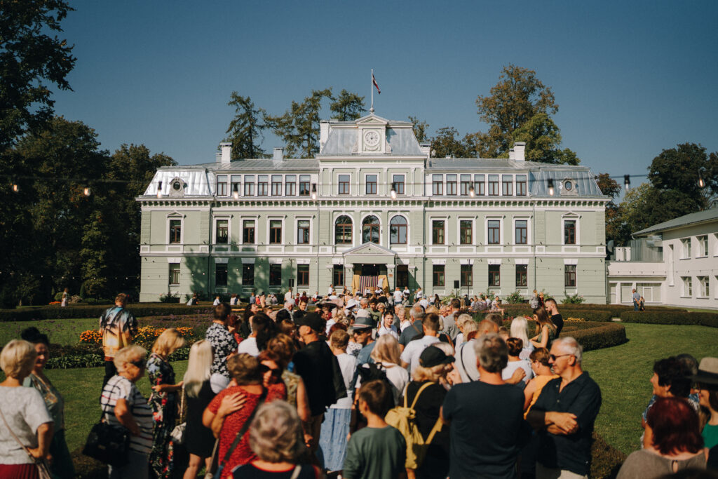 Aluksniesiem.lv raksta attēla aizvietotājs